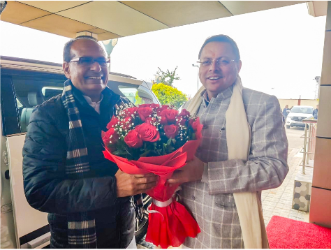 सीएम धामी के साथ किसान सम्मेलन में शामिल हुए केंद्रीय मंत्री शिवराज सिंह चौहान