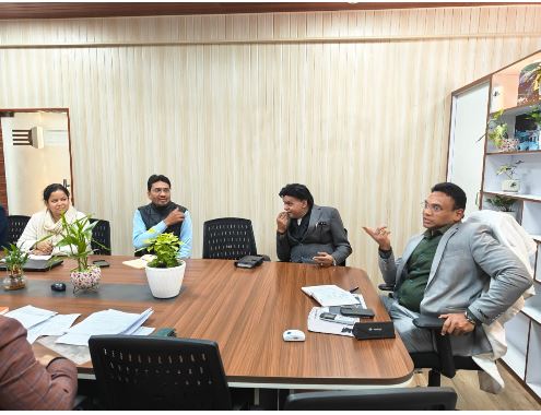 सचिव आवास डॉ आर राजेश कुमार ने की राज्य स्तर पर योजनाओं की सघन समीक्षा