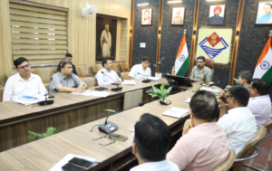 रिस्पना नदी के पुनर्जीवन को मिली नई गति-जिलाधिकारी डॉ0 आशीष चौहान