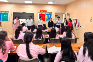 जापानी प्रतिनिधिमंडल ने क्षेत्रीय सेवायोजन कार्यालय एवं दून विश्वविद्यालय का किया भ्रमण