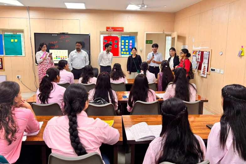 जापानी प्रतिनिधिमंडल ने क्षेत्रीय सेवायोजन कार्यालय एवं दून विश्वविद्यालय का किया भ्रमण
