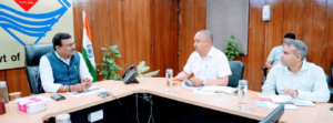 मुख्य सचिव ने केदारनाथ पुनर्निर्माण से सम्बन्धित कार्यों की विस्तार से जानकारी ली।