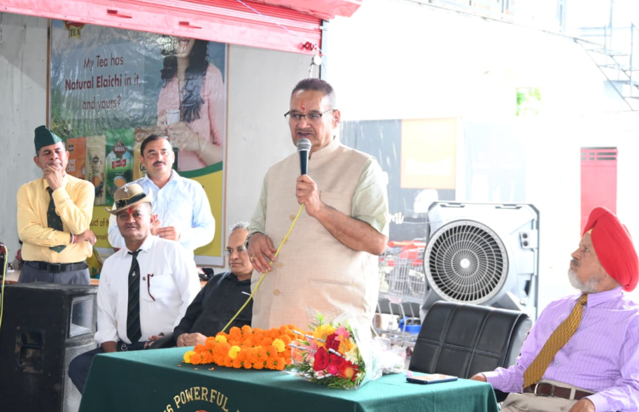 सैनिक कल्याण मंत्री गणेश जोशी ने निभाया वादा, रानीपोखरी सीएसडी कैंटीन के जीर्णोद्धार एवं विस्तारीकरण कार्यों का किया उद्घाटन