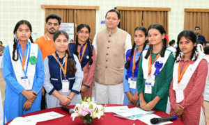 मुख्यमंत्री युवा विद्यार्थी मंथन कार्यक्रम में 140 चयनित छात्र-छात्राओं से मुख्यमंत्री ने किया संवाद
