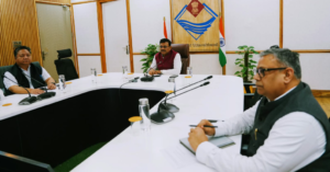 जनपदों के लंबित प्रकरणों के निस्तारण में तेजी लाएं विभागः मुख्य सचिव
