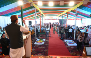 मुख्यमंत्री ने उत्तरकाशी में सेवा ज्योति कलश यात्रा एवं सेवा संकल्प सभा में किया प्रतिभाग